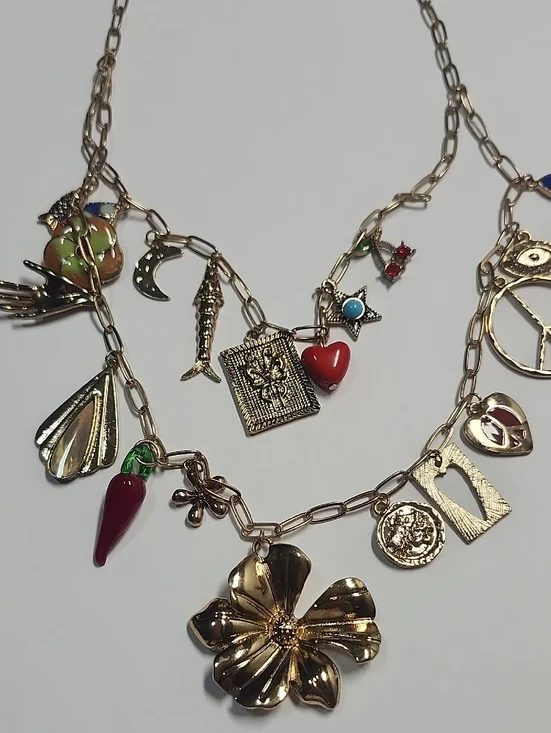 Free People Maxamillion Charm Necklace Gold Tone Flower Power - Picture 3 of 10